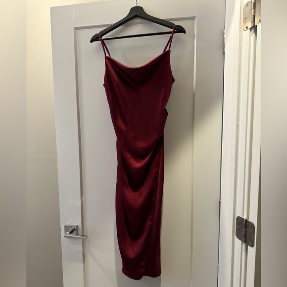 Gorgeous deep red midi dress - small by Re:Named - Picture 1 of 6